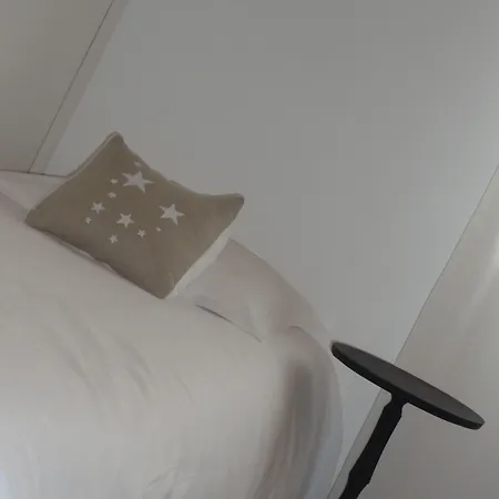 Ancre Marine & Thalgo *** מלון